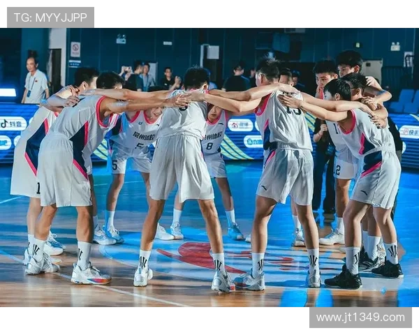 篮球赛事数据深度解析助力球队战略与球员表现全面提升